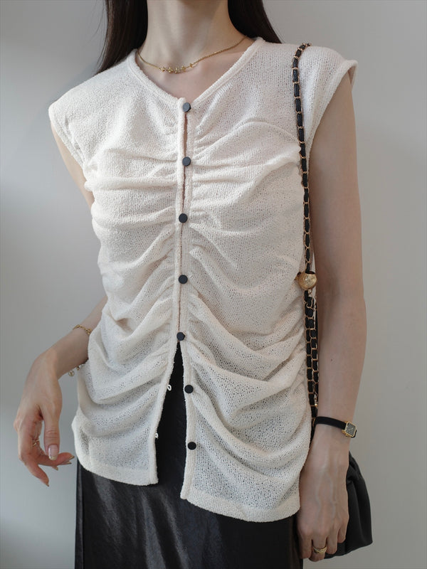 button gather design top / ivory
