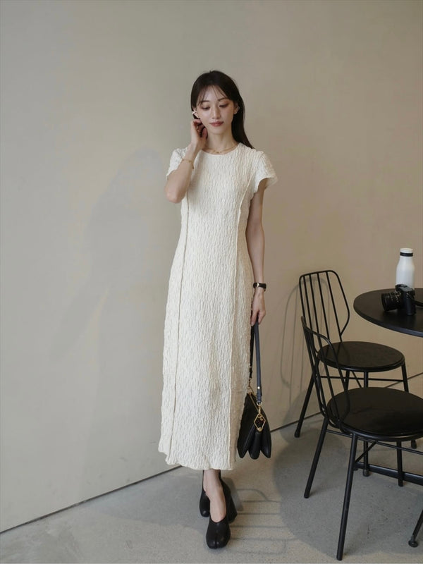 emboss line french sleeve dress / ivory