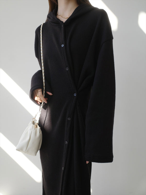 souffle touch button line dress / black