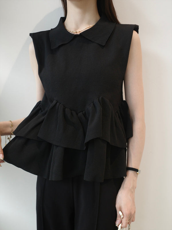 frill peplum polo top / black