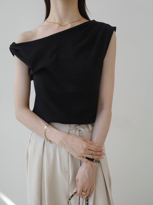 asymmetry design top / black