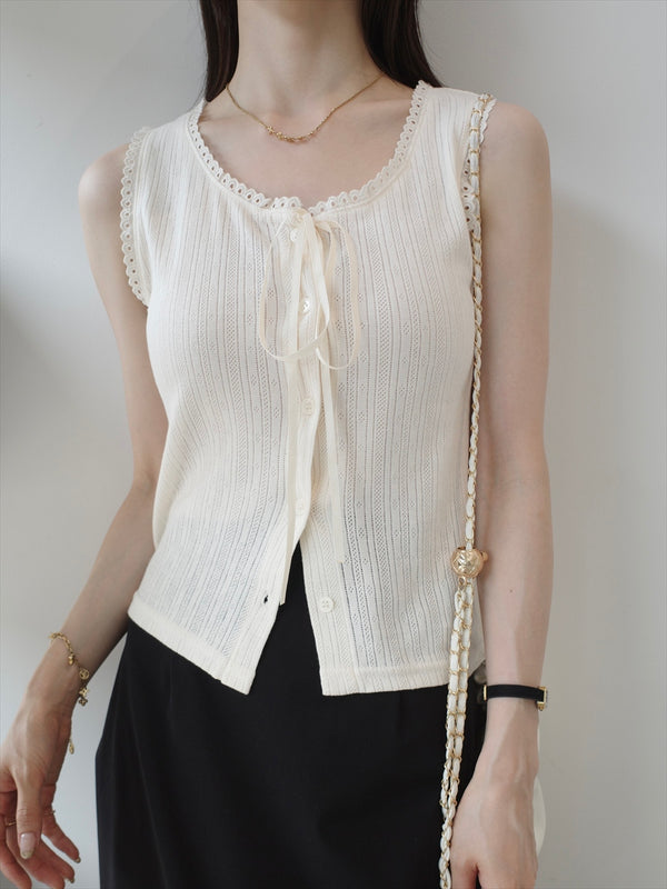 picot lace ribbon top / cream